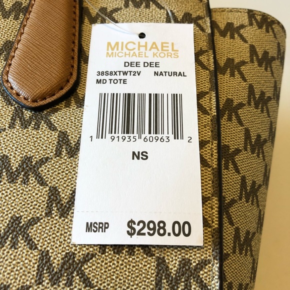 ✨ Michael Kors “Dee Dee” Natural Medium Tote ✨ - Picture 6 of 8